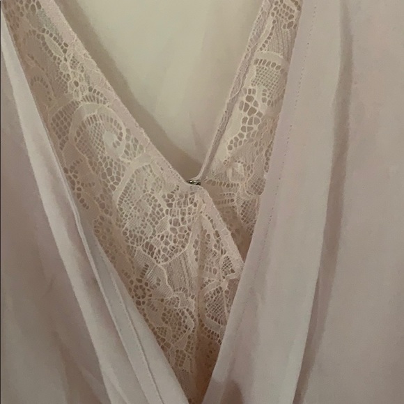 Lace detailed blouse - Picture 2 of 2